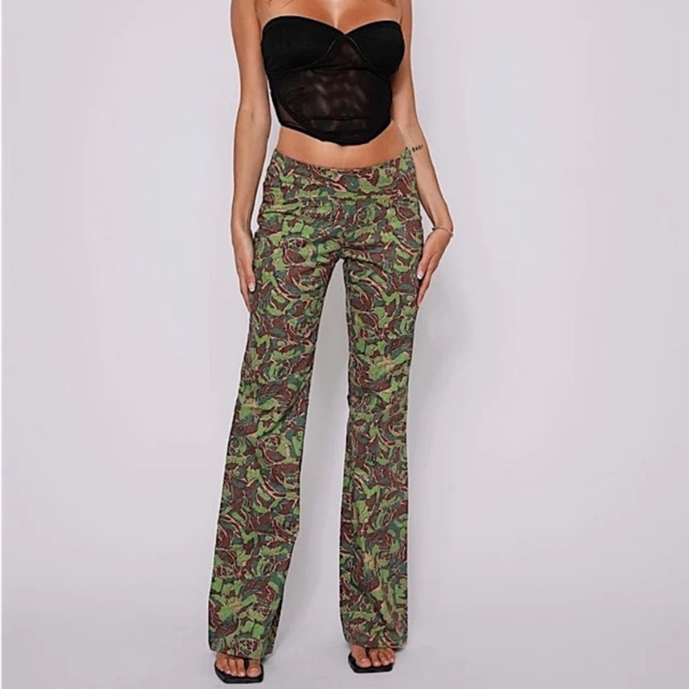 Tiger Mist Elaine Camo Pants Size XXS